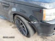 ✅ 2013 Land Rover Range Rover Sport SC Autobiography • VIN: SALSP2E45DA799858 • Lot: 41890344. Wystawiony na IAAI z przebiegiem 79 737 mil. Bezpłatny archiwum sprzedaży aukcyjnych z USA i szczegółowy raport historii pojazdu na DreamBid. Zdjęcie 6.