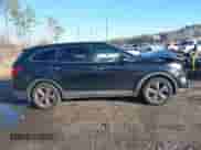 2015 Hyundai Santa Fe Limited with VIN KM8SR4HF4FU100632, listed as a IAAI auction lot 41339216 with 197,985 mi miles and . Bid and sale history available at DreamBid. Image 13.