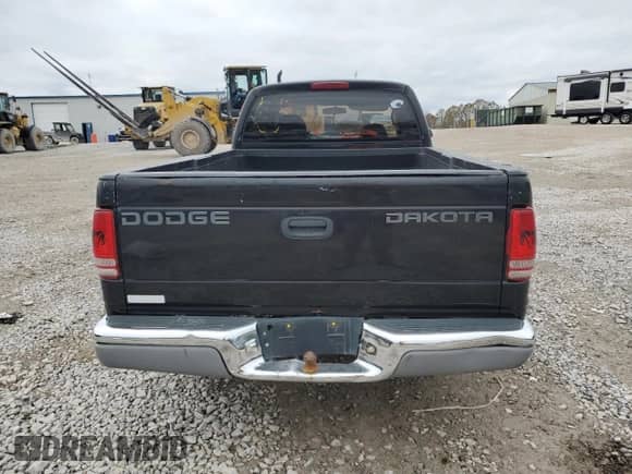 ✅ 2002 Dodge Dakota • VIN: 1B7GL12X42S530775 • Лот: 81106564. Размещён на Copart с пробегом 197 366 миль миль. Получите бесплатный доступ к архиву аукционных продаж из США и посмотрите подробный отчёт об истории автомобиля на DreamBid. Изображение 6.