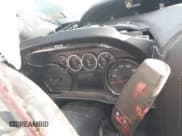 ✅ 2019 Chevrolet Silverado 1500 RST • VIN: 1GCRYEEDXKZ273955 • Lot: 41211019. Wystawiony na IAAI z przebiegiem Nie podano. Bezpłatny archiwum sprzedaży aukcyjnych z USA i szczegółowy raport historii pojazdu na DreamBid. Zdjęcie 16.