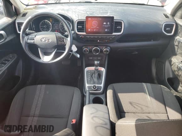 ✅ 2022 Hyundai Venue SEL • VIN: KMHRC8A33NU155790 • Lot: 71429414. Listed on Copart with 55,744 mi. Free auction sales archive from the USA and detailed vehicle history report at DreamBid. Image 8.