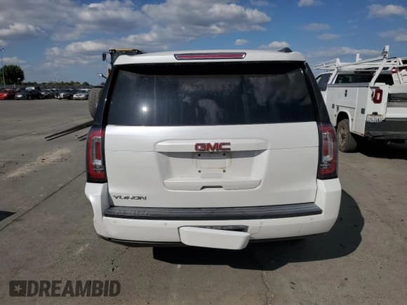 ✅ 2016 GMC Yukon SLT • VIN: 1GKS2BKC8GR244513 • Lot: 82241645. Listed on Copart with 163,512 mi. Free auction sales archive from the USA and detailed vehicle history report at DreamBid. Image 6.