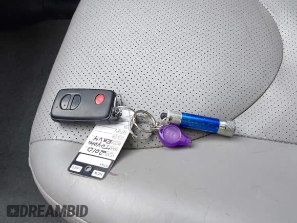 ✅ 2010 Toyota RAV4 Limited • VIN: 2T3DK4DV0AW032453 • Lot: 41646598. Listed on IAAI with 199,172 mi. Free auction sales archive from the USA and detailed vehicle history report at DreamBid. Image 11.