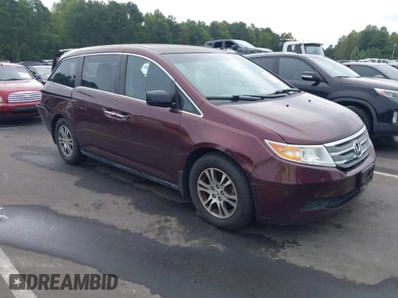 ✅ 2012 Honda Odyssey EX • VIN: 5FNRL5H40CB076472 • Lot: 43221949. Wystawiony na IAAI z przebiegiem 167 011 mil. Bezpłatny archiwum sprzedaży aukcyjnych z USA i szczegółowy raport historii pojazdu na DreamBid. Zdjęcie 1.