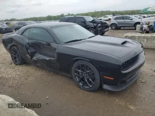 ✅ 2022 Dodge Challenger GT • VIN: 2C3CDZJG1NH175172 • Lot: 51247534. Wystawiony na Copart z przebiegiem 19 532 mil. Bezpłatny archiwum sprzedaży aukcyjnych z USA i szczegółowy raport historii pojazdu na DreamBid. Zdjęcie 4.