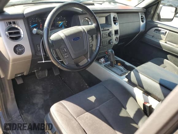 ✅ 2016 Ford Expedition XLT • VIN: 1FMJU1JT8GEF44987 • Lot: 69657785. Listed on Copart with 132,574 mi. Free auction sales archive from the USA and detailed vehicle history report at DreamBid. Image 8.