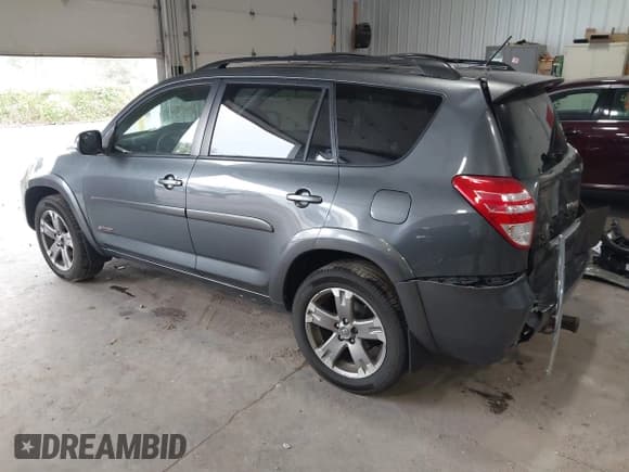 ✅ 2011 Toyota RAV4 Sport • VIN: JTMRK4DVXB5105360 • Лот: 43470104. Опубликован ранее на IAAI с пробегом 154 407 миль. Бесплатный доступ к архиву аукционных продаж из США и подробный отчёт об истории автомобиля на DreamBid. Изображение 3.