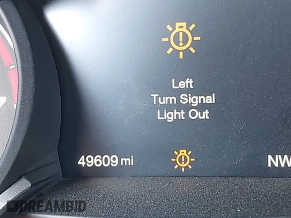 ✅ 2021 Alfa Romeo Stelvio • VIN: ZASPAJAN7M7D00408 • Lot: 41455404. Listed on IAAI with 49,609 mi. Free auction sales archive from the USA and detailed vehicle history report at DreamBid. Image 7.