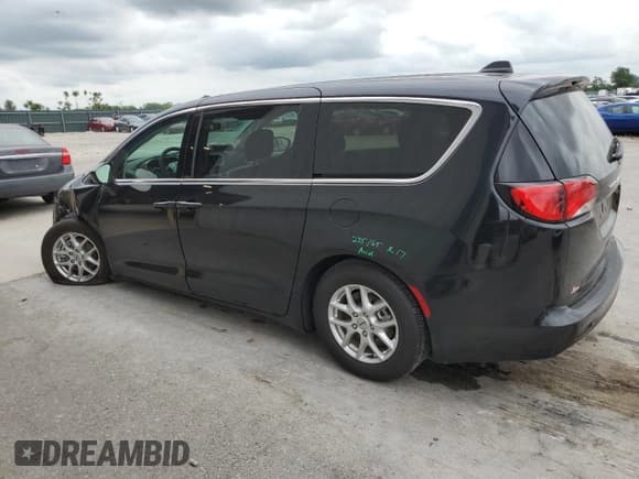 ✅ 2023 Chrysler Voyager LX • VIN: 2C4RC1CG8PR615778 • Лот: 58880294. Опубликован ранее на Copart с пробегом 13 003 миль. Бесплатный доступ к архиву аукционных продаж из США и подробный отчёт об истории автомобиля на DreamBid. Изображение 2.