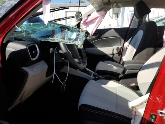 ✅ 2022 Hyundai Venue Limited • VIN: KMHRC8A37NU163312 • Lot: 73387224. Listed on Copart with 4,699 mi. Free auction sales archive from the USA and detailed vehicle history report at DreamBid. Image 7.