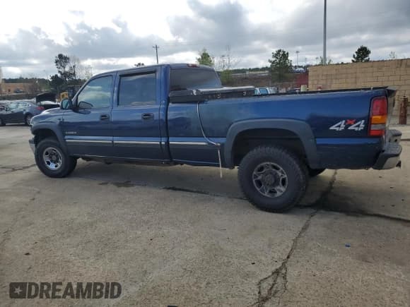 ✅ 2001 Chevrolet Silverado 2500HD LS • VIN: 1GCHK23U01F104669 • Lot: 47504345. Wystawiony na Copart z przebiegiem Nie podano. Bezpłatny archiwum sprzedaży aukcyjnych z USA i szczegółowy raport historii pojazdu na DreamBid. Zdjęcie 2.