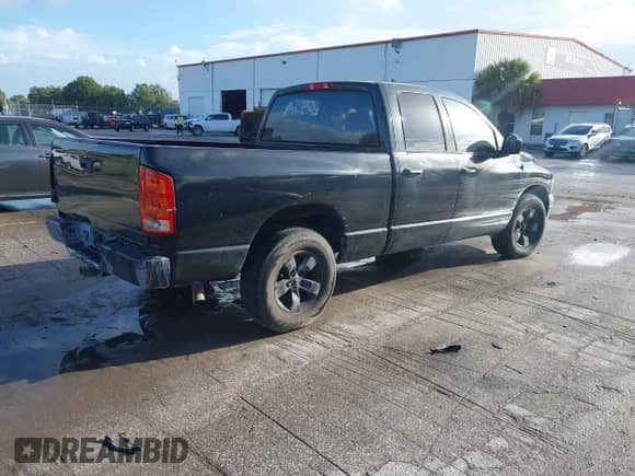 2005 Dodge 1500 SLT with VIN 1D7HA18N15S156717, listed as a IAAI auction lot 43378587 with 232,918 mi miles and . Bid and sale history available at DreamBid. Image 4.