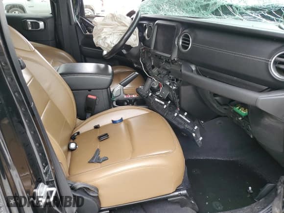 ✅ 2021 Jeep Gladiator Overland • VIN: 1C6HJTFG5ML578404 • Lot: 64396975. Listed on Copart with Not provided. Free auction sales archive from the USA and detailed vehicle history report at DreamBid. Image 7.