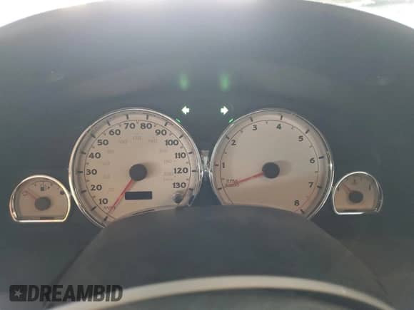 2007 Saturn VUE V6 z VIN 5GZCZ53467S860321, wystawiony jako Copart lot #84924024 z przebiegiem Nie podano mil oraz Szkoda całkowita • Salvage title. Historia ofert i sprzedaży dostępna na DreamBid. Obrazek 9.