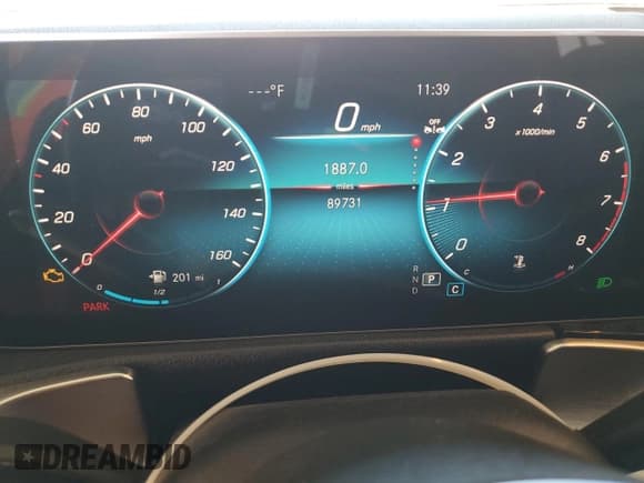 ✅ 2021 Mercedes-Benz GLB 250 • VIN: W1N4M4HB8MW122488 • Лот: 87262725. Опубликован ранее на Copart с пробегом 89 731 миль. Бесплатный доступ к архиву аукционных продаж из США и подробный отчёт об истории автомобиля на DreamBid. Изображение 9.