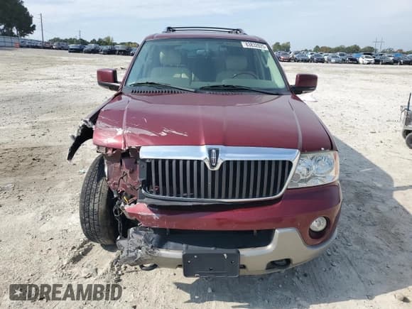 ✅ 2004 Lincoln Navigator Luxury • VIN: 5LMFU27R14LJ10549 • Lot: 83832025. Listed on Copart with 192,216 mi. Free auction sales archive from the USA and detailed vehicle history report at DreamBid. Image 5.