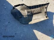 ✅ 2013 Volkswagen Passat SE • VIN: 1VWBH7A37DC063925 • Lot: 90526705. Wystawiony na Copart z przebiegiem 109 858 mil. Bezpłatny archiwum sprzedaży aukcyjnych z USA i szczegółowy raport historii pojazdu na DreamBid. Zdjęcie 12.