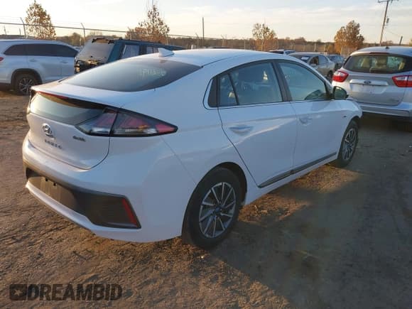 ✅ 2020 Hyundai Ioniq Limited • VIN: KMHC85LJ4LU071430 • Lot: 43621196. Listed on IAAI with 39,063 mi. Free auction sales archive from the USA and detailed vehicle history report at DreamBid. Image 4.