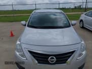 ✅ 2015 Nissan Versa S • VIN: 3N1CN7AP8FL933114 • Лот: 42437719. Опубликован ранее на IAAI с пробегом 128 080 миль. Бесплатный доступ к архиву аукционных продаж из США и подробный отчёт об истории автомобиля на DreamBid. Изображение 6.