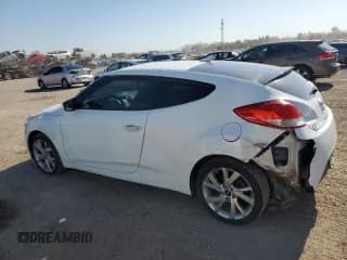 ✅ 2016 Hyundai Veloster • VIN: KMHTC6AD1GU270295 • Lot: 76470894. Wystawiony na Copart z przebiegiem 129 276 mil. Bezpłatny archiwum sprzedaży aukcyjnych z USA i szczegółowy raport historii pojazdu na DreamBid. Zdjęcie 2.