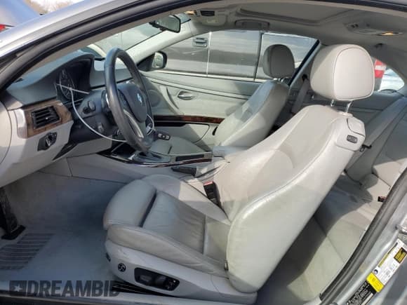 ✅ 2010 BMW 3 Series 328i • VIN: WBAWB3C51AP139640 • Lot: 46573795. Listed on Copart with 97,921 mi. Free auction sales archive from the USA and detailed vehicle history report at DreamBid. Image 7.