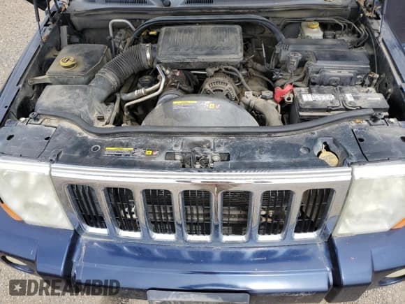 ✅ 2006 Jeep Commander • VIN: 1J8HG48N96C179080 • Лот: 60831635. Опубликован ранее на Copart с пробегом 201 515 миль. Бесплатный доступ к архиву аукционных продаж из США и подробный отчёт об истории автомобиля на DreamBid. Изображение 12.