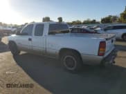 ✅ 2002 Chevrolet Silverado 1500 LS • VIN: 2GCEC19V921383848 • Лот: 74516884. Опубликован ранее на Copart с пробегом 185 157 миль. Бесплатный доступ к архиву аукционных продаж из США и подробный отчёт об истории автомобиля на DreamBid. Изображение 2.