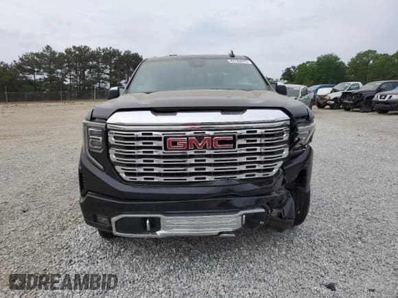 ✅ 2025 GMC Sierra 1500 Denali • VIN: 3GTUUGED4SG108825 • Лот: 47725675. Опубликован ранее на Copart с пробегом 1 623 миль. Бесплатный доступ к архиву аукционных продаж из США и подробный отчёт об истории автомобиля на DreamBid. Изображение 5.