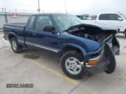 ✅ 2003 Chevrolet S-10 • VIN: 1GCDT19X838270114 • Лот: 41567042. Опубликован ранее на IAAI с пробегом 138 875 миль. Бесплатный доступ к архиву аукционных продаж из США и подробный отчёт об истории автомобиля на DreamBid. Изображение 1.