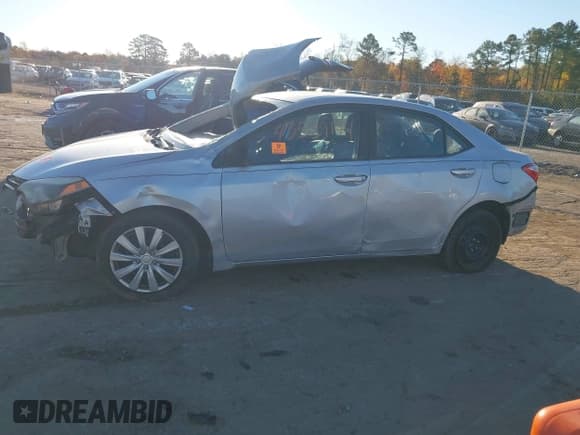 ✅ 2015 Toyota Corolla S Plus • VIN: 5YFBURHE6FP283472 • Lot: 43539144. Listed on IAAI with 159,750 mi. Free auction sales archive from the USA and detailed vehicle history report at DreamBid. Image 13.