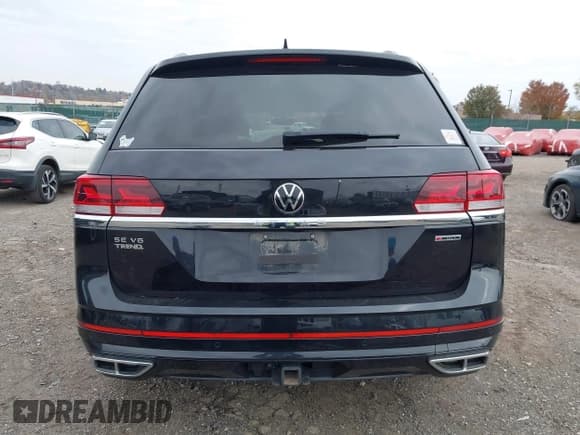 ✅ 2021 Volkswagen Atlas SE • VIN: 1V2RR2CA7MC579570 • Lot: 43575843. Listed on IAAI with 55,959 mi. Free auction sales archive from the USA and detailed vehicle history report at DreamBid. Image 16.