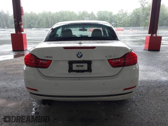 ✅ 2017 BMW 4 Series 430i xDrive • VIN: WBA4U9C30H5H64364 • Lot: 42502753. Listed on IAAI with 100,988 mi. Free auction sales archive from the USA and detailed vehicle history report at DreamBid. Image 16.