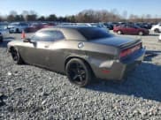 ✅ 2010 Dodge Challenger R/T Classic • VIN: 2B3CJ5DTXAH275367 • Lot: 83569994. Wystawiony na Copart z przebiegiem 148 954 mil. Bezpłatny archiwum sprzedaży aukcyjnych z USA i szczegółowy raport historii pojazdu na DreamBid. Zdjęcie 2.