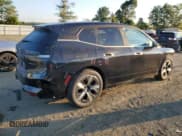 ✅ 2024 BMW iX xDrive50 • VIN: WB523CF01RCP16874 • Lot: 80302005. Wystawiony na Copart z przebiegiem 17 932 mil. Bezpłatny archiwum sprzedaży aukcyjnych z USA i szczegółowy raport historii pojazdu na DreamBid. Zdjęcie 3.