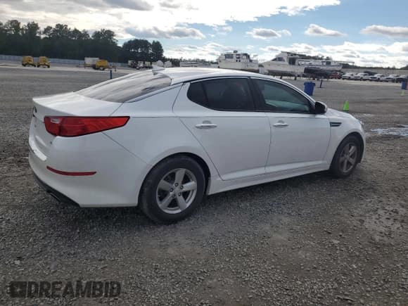 ✅ 2015 Kia Optima LX • VIN: 5XXGM4A77FG507006 • Lot: 86302895. Wystawiony na Copart z przebiegiem 87 770 mil. Bezpłatny archiwum sprzedaży aukcyjnych z USA i szczegółowy raport historii pojazdu na DreamBid. Zdjęcie 3.