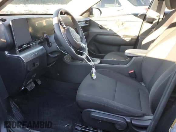 2024 Hyundai Kona SE with VIN KM8HA3AB4RU147151, listed as a Copart auction lot 84599314 with 5,617 mi miles and Salvage title. Bid and sale history available at DreamBid. Image 7.