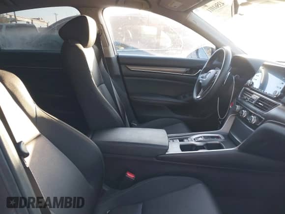 2019 Honda Accord с VIN 1HGCV3F19KA009438, выставлен на аукционе IAAI как лот 43561011 с пробегом 183 327 миль миль и . История ставок и продаж доступна на DreamBid. Изображение 5.