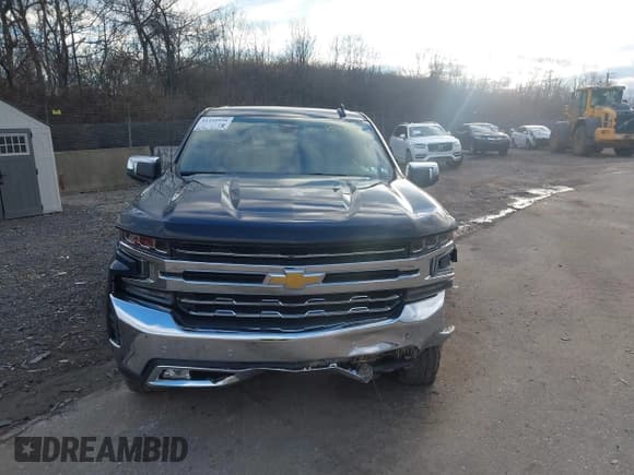 ✅ 2019 Chevrolet Silverado 1500 LTZ • VIN: 3GCUYGED4KG159973 • Lot: 41210958. Wystawiony na IAAI z przebiegiem 32 046 mil. Bezpłatny archiwum sprzedaży aukcyjnych z USA i szczegółowy raport historii pojazdu na DreamBid. Zdjęcie 12.