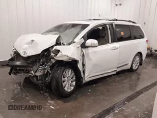 ✅ 2013 Toyota Sienna XLE • VIN: 5TDDK3DC4DS056382 • Lot: 42177020. Listed on IAAI with Not provided. Free auction sales archive from the USA and detailed vehicle history report at DreamBid. Image 2.