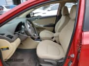 ✅ 2013 Hyundai Accent GLS • VIN: KMHCU4AE5DU283055 • Лот: 64282545. Опубликован ранее на Copart с пробегом 68 298 миль. Бесплатный доступ к архиву аукционных продаж из США и подробный отчёт об истории автомобиля на DreamBid. Изображение 7.