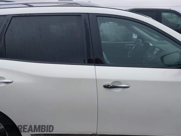 ✅ 2019 Nissan Pathfinder SL • VIN: 5N1DR2MN9KC652606 • Лот: 41111464. Опубликован ранее на IAAI с пробегом 45 556 миль. Бесплатный доступ к архиву аукционных продаж из США и подробный отчёт об истории автомобиля на DreamBid. Изображение 13.