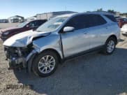 ✅ 2020 Chevrolet Equinox LT • VIN: 2GNAXUEV3L6216486 • Lot: 80140985. Wystawiony na Copart z przebiegiem 131 026 mil. Bezpłatny archiwum sprzedaży aukcyjnych z USA i szczegółowy raport historii pojazdu na DreamBid. Zdjęcie 1.