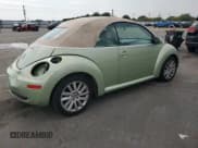 ✅ 2008 Volkswagen Beetle SE • VIN: 3VWRF31Y38M413855 • Lot: 70392625. Wystawiony na Copart z przebiegiem 76 261 mil. Bezpłatny archiwum sprzedaży aukcyjnych z USA i szczegółowy raport historii pojazdu na DreamBid. Zdjęcie 3.
