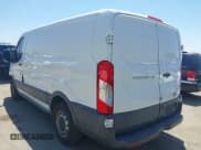 ✅ 2018 Ford Transit • VIN: 1FTYE1YM3JKA35185 • Lot: 42839253. Wystawiony na IAAI z przebiegiem 54 882 mil. Bezpłatny archiwum sprzedaży aukcyjnych z USA i szczegółowy raport historii pojazdu na DreamBid. Zdjęcie 3.