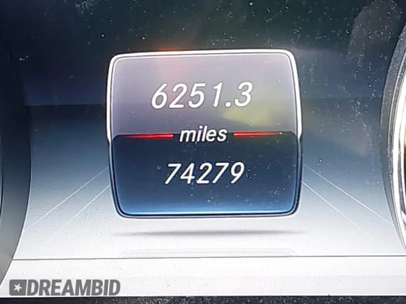 ✅ 2018 Mercedes-Benz E 400 • VIN: WDD1J6FB9JF060974 • Lot: 43400897. Wystawiony na IAAI z przebiegiem 74 279 mil. Bezpłatny archiwum sprzedaży aukcyjnych z USA i szczegółowy raport historii pojazdu na DreamBid. Zdjęcie 15.