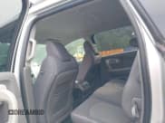 ✅ 2012 Chevrolet Traverse LS • VIN: 1GNKRFED3CJ190346 • Lot: 43325034. Wystawiony na IAAI z przebiegiem 227 731 mil. Bezpłatny archiwum sprzedaży aukcyjnych z USA i szczegółowy raport historii pojazdu na DreamBid. Zdjęcie 8.