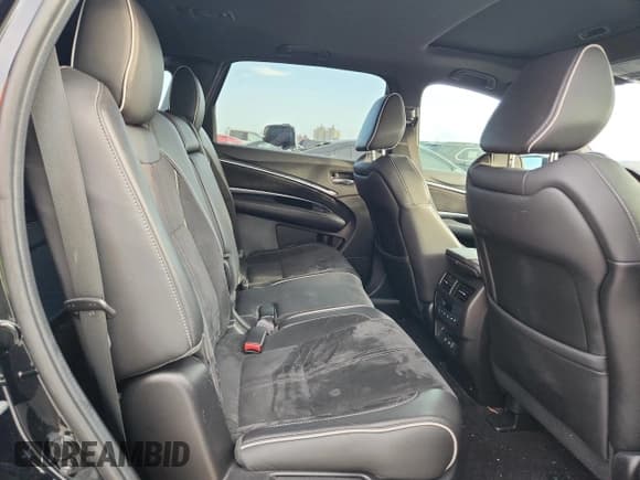 ✅ 2020 Acura MDX Technology • VIN: 5J8YD4H0XLL011949 • Лот: 82699735. Опубликован ранее на Copart с пробегом 106 250 миль. Бесплатный доступ к архиву аукционных продаж из США и подробный отчёт об истории автомобиля на DreamBid. Изображение 11.