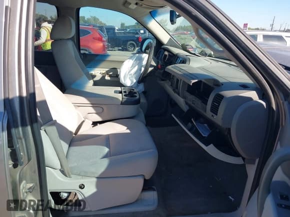 ✅ 2012 GMC Sierra 1500 SLE • VIN: 3GTP1VE05CG288020 • Лот: 43579103. Опубликован ранее на IAAI с пробегом 253 598 миль. Бесплатный доступ к архиву аукционных продаж из США и подробный отчёт об истории автомобиля на DreamBid. Изображение 5.