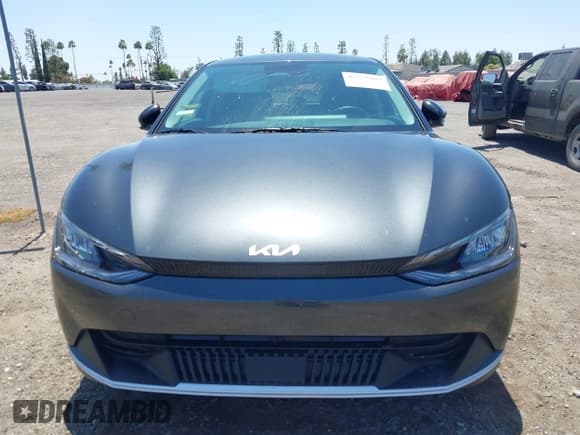 ✅ 2024 Kia EV6 Wind • VIN: KNDC34LA9R5622144 • Lot: 42575363. Listed on IAAI with 5,790 mi. Free auction sales archive from the USA and detailed vehicle history report at DreamBid. Image 12.