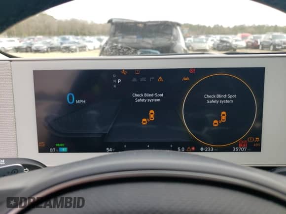 2022 Hyundai Ioniq 5 Limited z VIN KM8KRDAF9NU120545, wystawiony jako Copart lot #43978414 z przebiegiem 35 707 mil mil oraz . Historia ofert i sprzedaży dostępna na DreamBid. Obrazek 9.